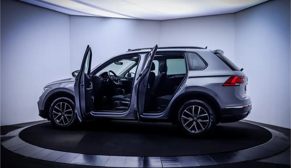 Volkswagen Tiguan 1.5 TSI Dsg LIFE Business PANO | FULL LED uit 2020, foto 9