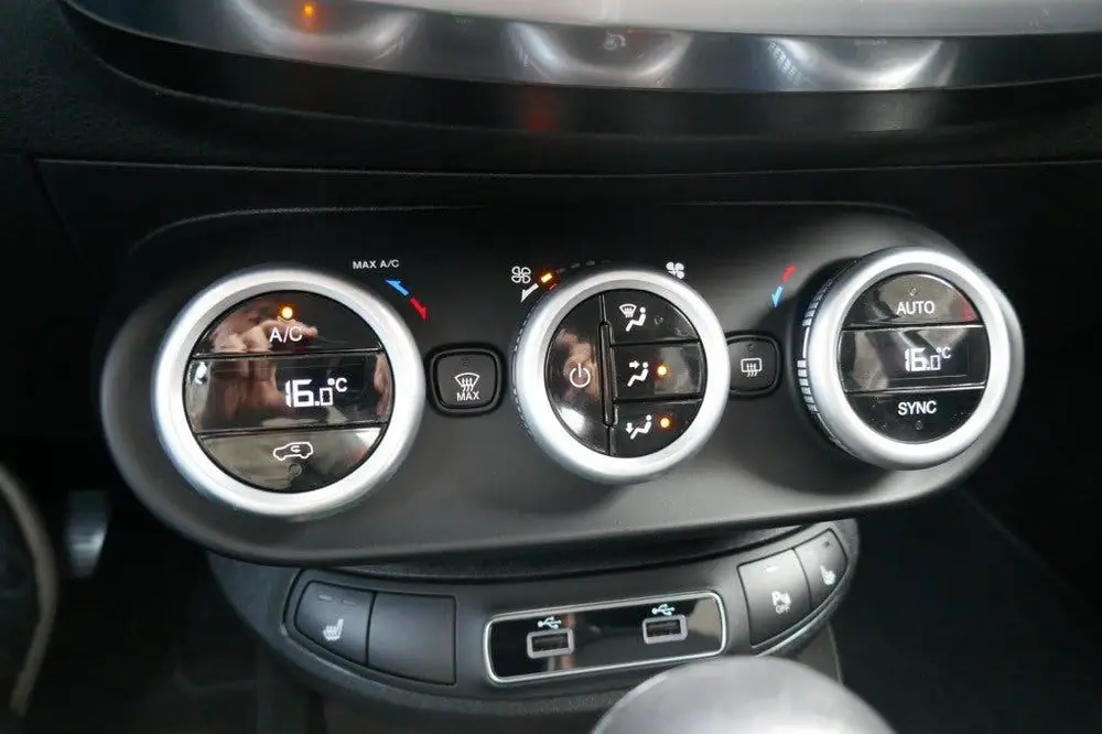 Fiat 500X 1.3 GSE LOUNGE STOELVERW/TREKHAAK/CRUISE/CLIMA/CAM uit 2019, foto 14