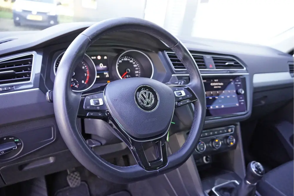 Volkswagen Tiguan 1.5 TSI Comfortline Business BJ2019 Lmv 17 uit 2019, foto 7