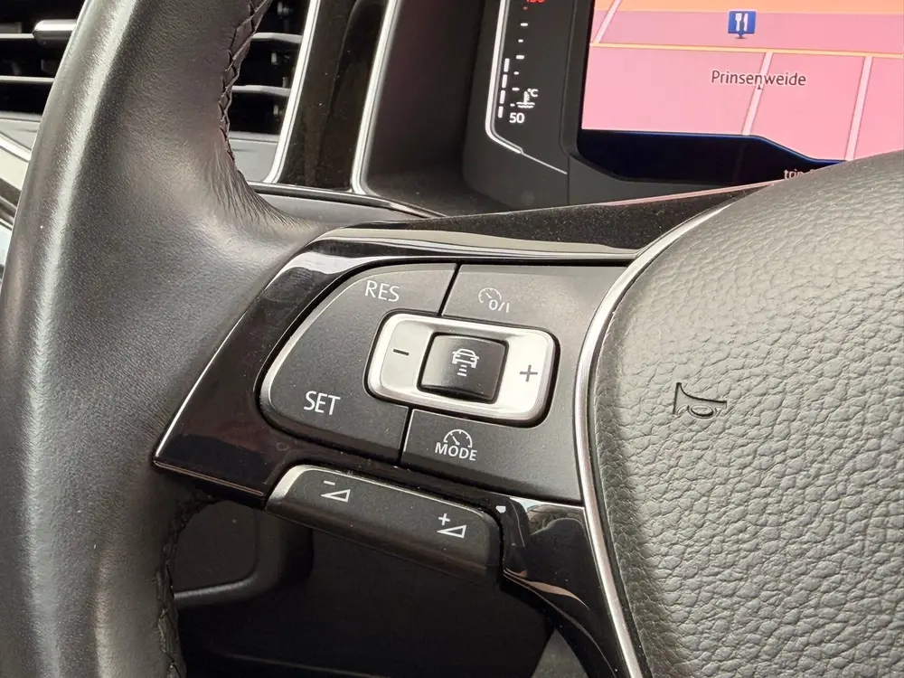 Volkswagen Polo 1.0 TSI Highline Virtual 17'' LED ACC Camera uit 2019, foto 17