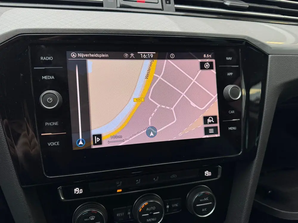 Volkswagen Passat 1.5 TSI Comfort Business | 1e eigenaar | A uit 2020, foto 13