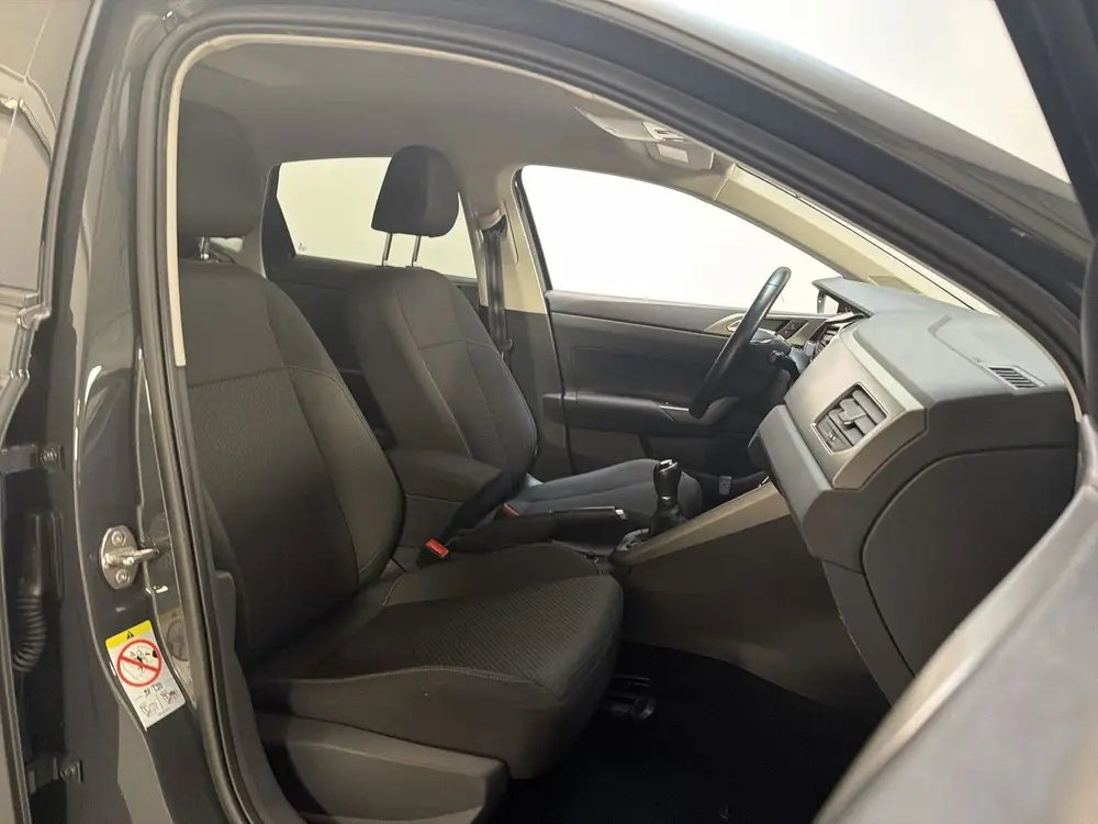 Volkswagen Polo 1.0 TSI R-Line Edition Navigatie Adaptive Cr uit 2021, foto 8