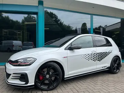 Volkswagen GOLF GTI TCR 290pk Virtual, CarPlay, Pano, DynAud uit 2019