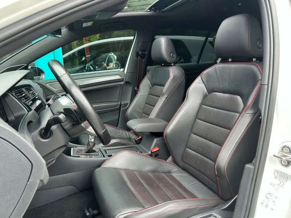 Volkswagen GOLF GTI TCR 290pk Virtual, CarPlay, Pano, DynAud uit 2019, foto 7