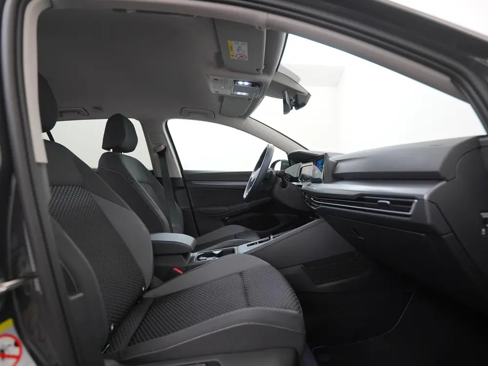 Volkswagen Golf Variant 1.0 eTSI Active DSG | Camera | Stuur uit 2023, foto 3