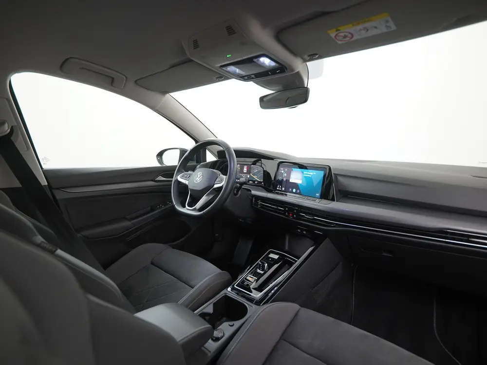 Volkswagen Golf 1.5 eTSI Style DSG | Trekhaak | Stuurverwarm uit 2023, foto 2