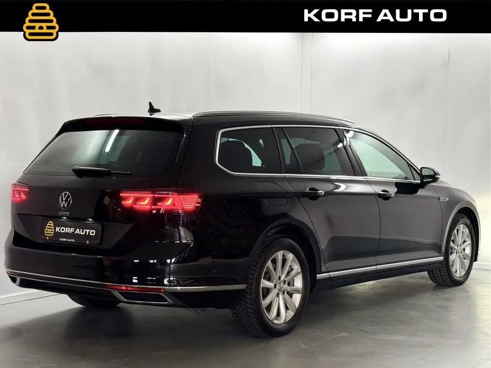 Volkswagen Passat Variant 1.4 TSI PHEV GTE / Virtual / Leder uit 2021, foto 2
