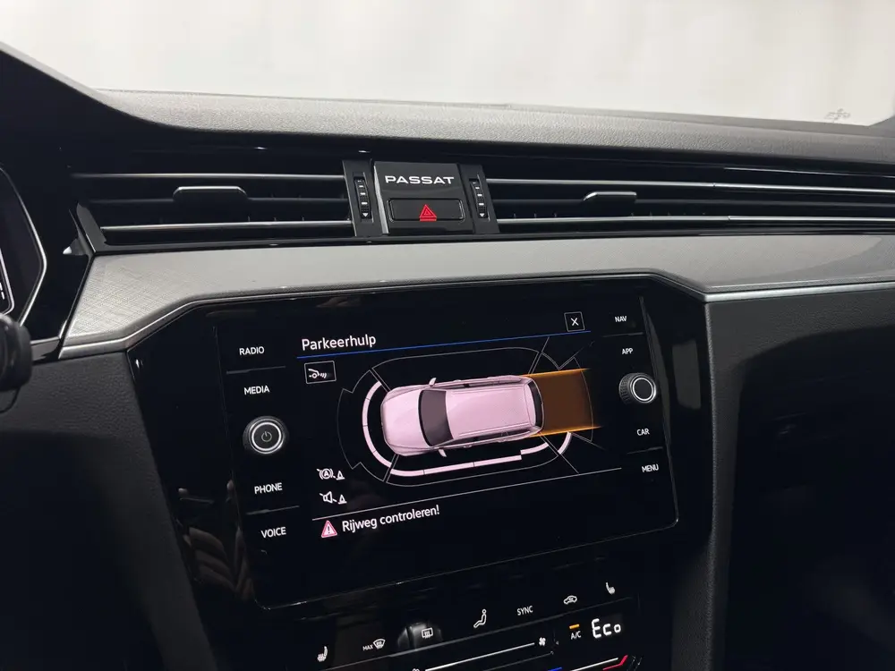 Volkswagen Passat Variant 1.4 TSI PHEV GTE / Virtual / Leder uit 2021, foto 9