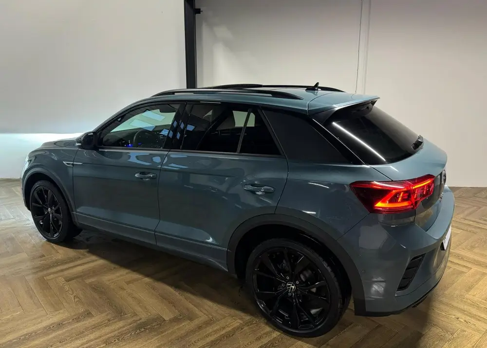 Volkswagen T-Roc 1.5 TSI R-Line Business PANO KEYLESS uit 2024, foto 19