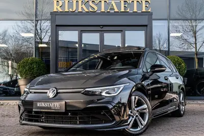 Volkswagen Golf Variant 1.5 eTSI R-Line|PANO|CAMERA|ACC|IQ uit 2022