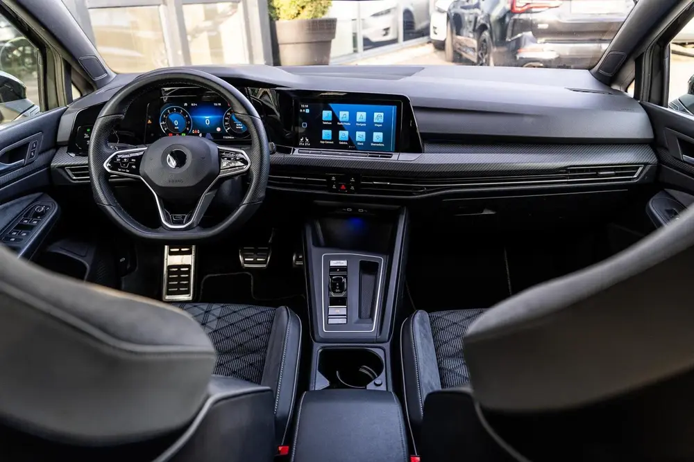 Volkswagen Golf Variant 1.5 eTSI R-Line|PANO|CAMERA|ACC|IQ uit 2022, foto 10