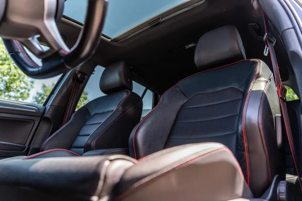 Volkswagen Golf 2.0 TSI GTI TCR|PANO|ACC|19''|CAMERA|LEDER uit 2019, foto 12