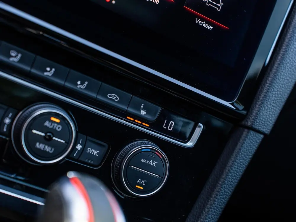 Volkswagen Golf 2.0 TSI GTI TCR|PANO|ACC|19''|CAMERA|LEDER uit 2019, foto 14