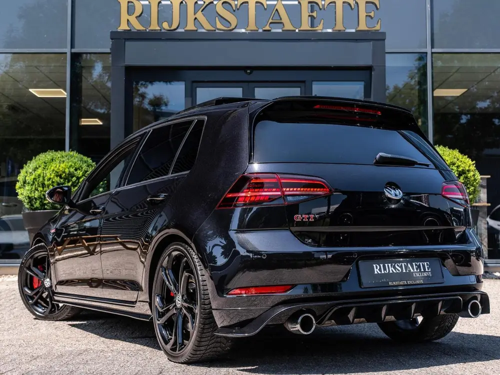 Volkswagen Golf 2.0 TSI GTI TCR|PANO|ACC|19''|CAMERA|LEDER uit 2019, foto 9