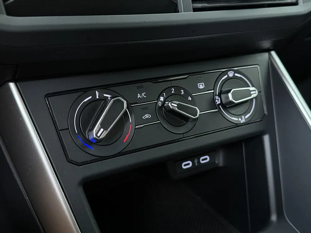Volkswagen Taigo 1.0 TSI Life Edition | 95 PK | Adaptive Cru uit 2024, foto 16
