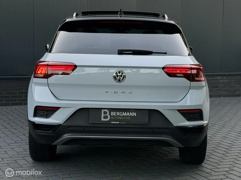 Volkswagen T-Roc 1.5 TSI Black|Virtual|Carplay|camera|Pano uit 2020, foto 17