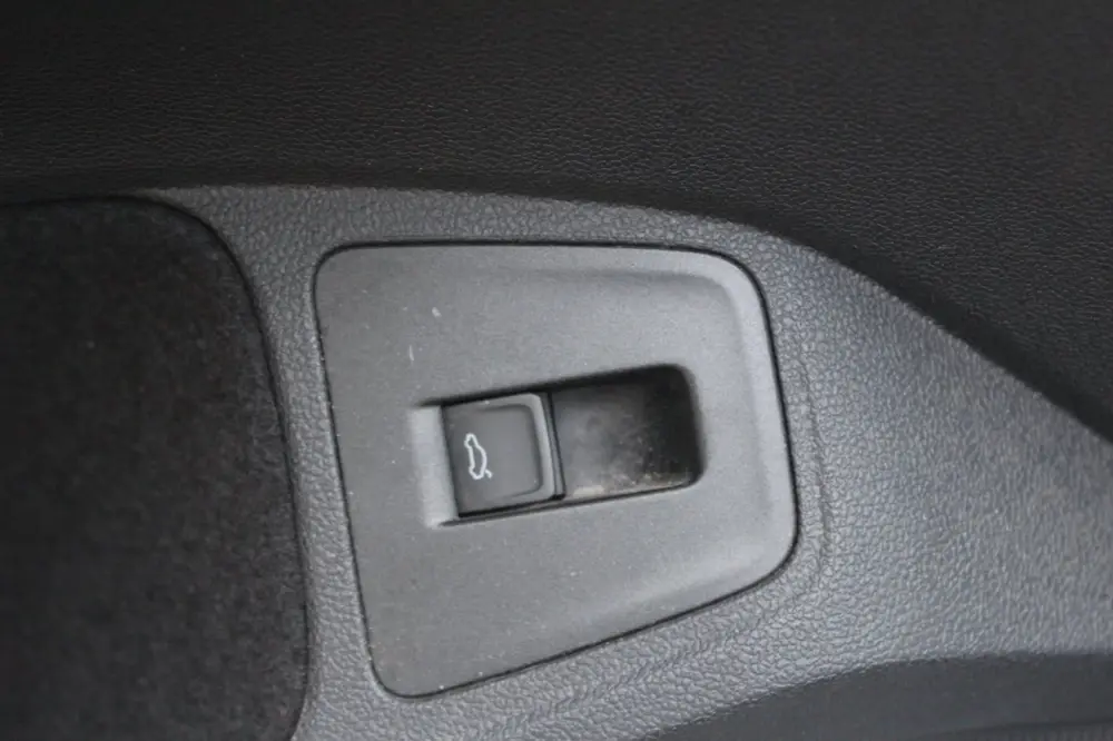 Volkswagen Tiguan 1.5 TSI Comfortline Business LED/PANO/STOE uit 2019, foto 18