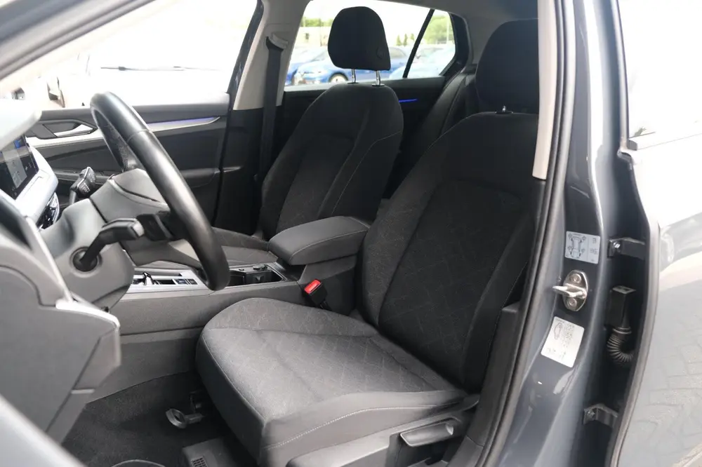 Volkswagen Golf 8 1.5 eTSI Style DSG 150pk Navi ACC PDC Cam uit 2021, foto 12