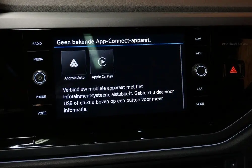 Volkswagen Taigo 1.0 TSI R-LINE Automaat / Panoramadak / Nav uit 2025, foto 17