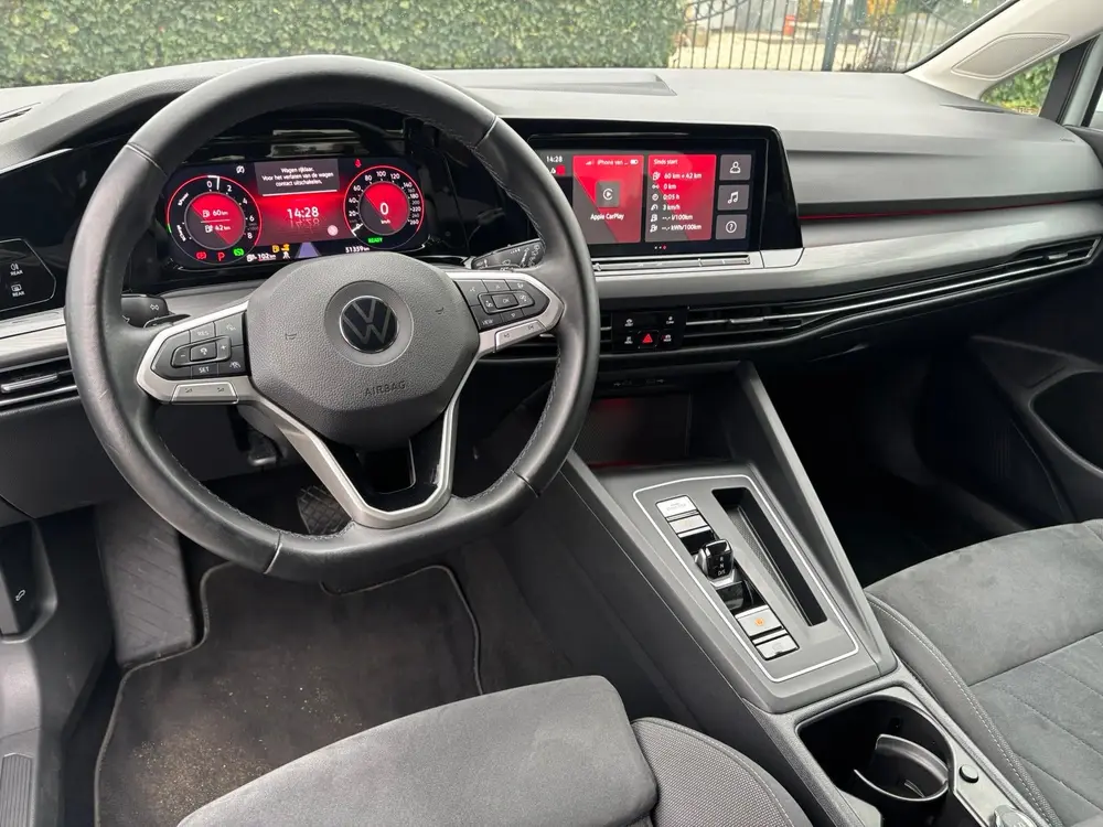 Volkswagen Golf 1.4 eHybrid Style | Cruise | Climate | Stoel uit 2022, foto 2