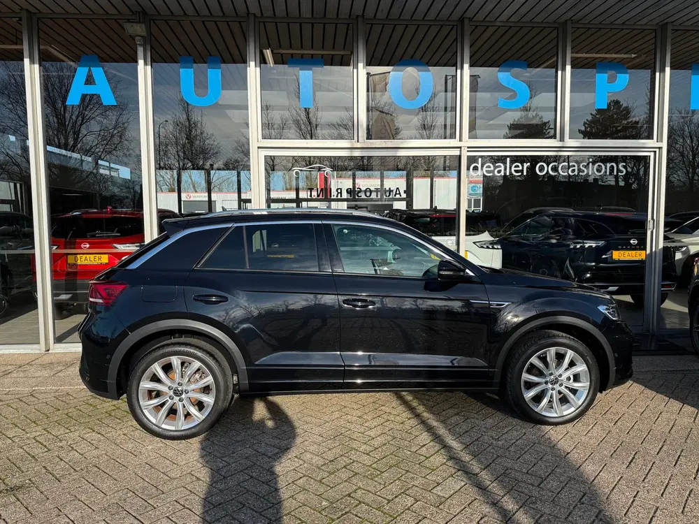 Volkswagen T-Roc 1.5 TSI R-Line Edition 150PK / LED KOPLAMPE uit 2025, foto 4
