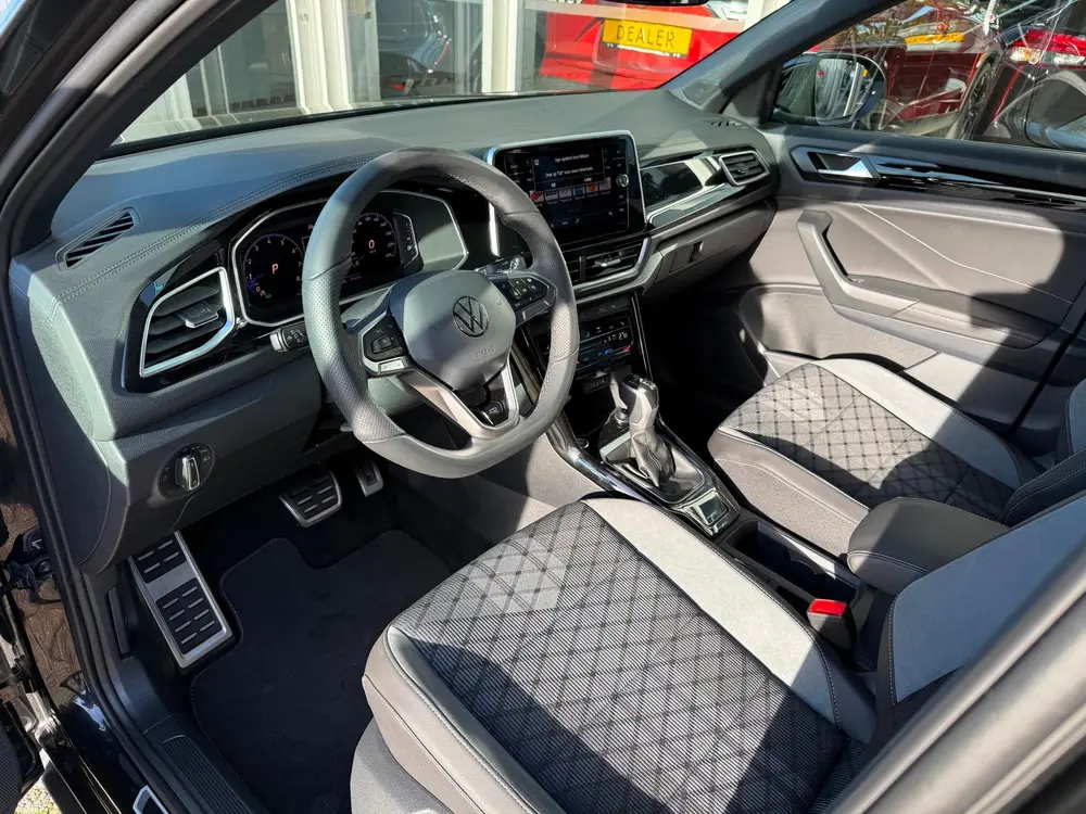 Volkswagen T-Roc 1.5 TSI R-Line Edition 150PK / LED KOPLAMPE uit 2025, foto 8