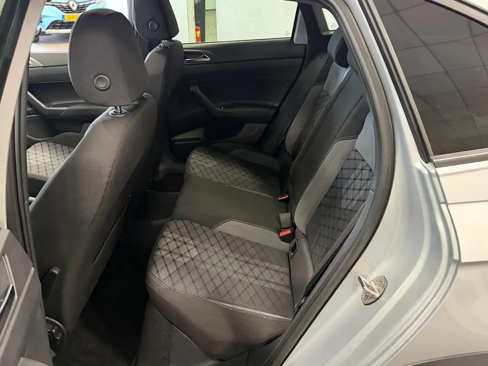 Volkswagen Taigo 1.0 TSI R-Line CAP-PLAY, CRUISE, PANORAMA uit 2024, foto 13