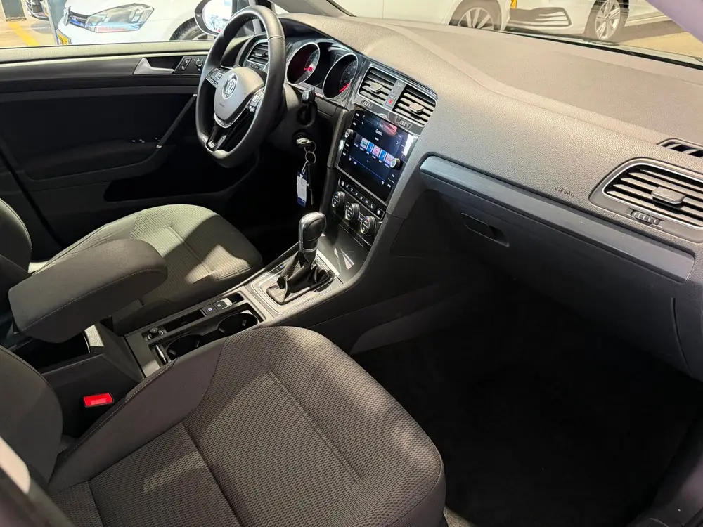 Volkswagen GOLF 1.5 TSI Comfortline Business Stoelverwarming uit 2019, foto 10