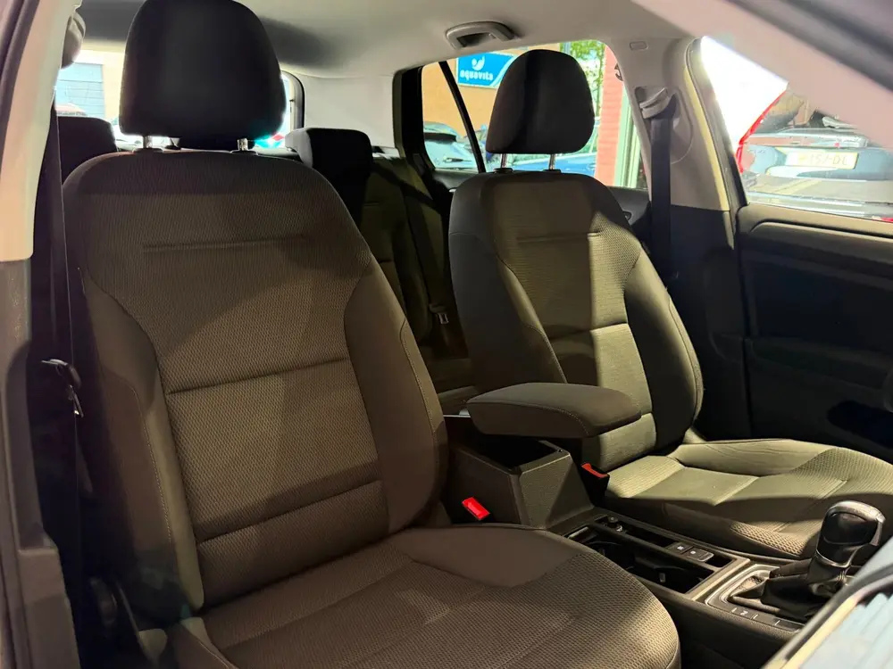 Volkswagen GOLF 1.5 TSI Comfortline Business Stoelverwarming uit 2019, foto 11