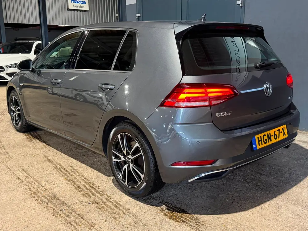 Volkswagen GOLF 1.5 TSI Comfortline Business Stoelverwarming uit 2019, foto 3
