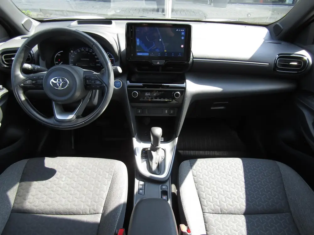 Toyota Yaris Cross 1.5 VVT-I Hybrid 116pk CVT Dynamic / Pano uit 2024, foto 6
