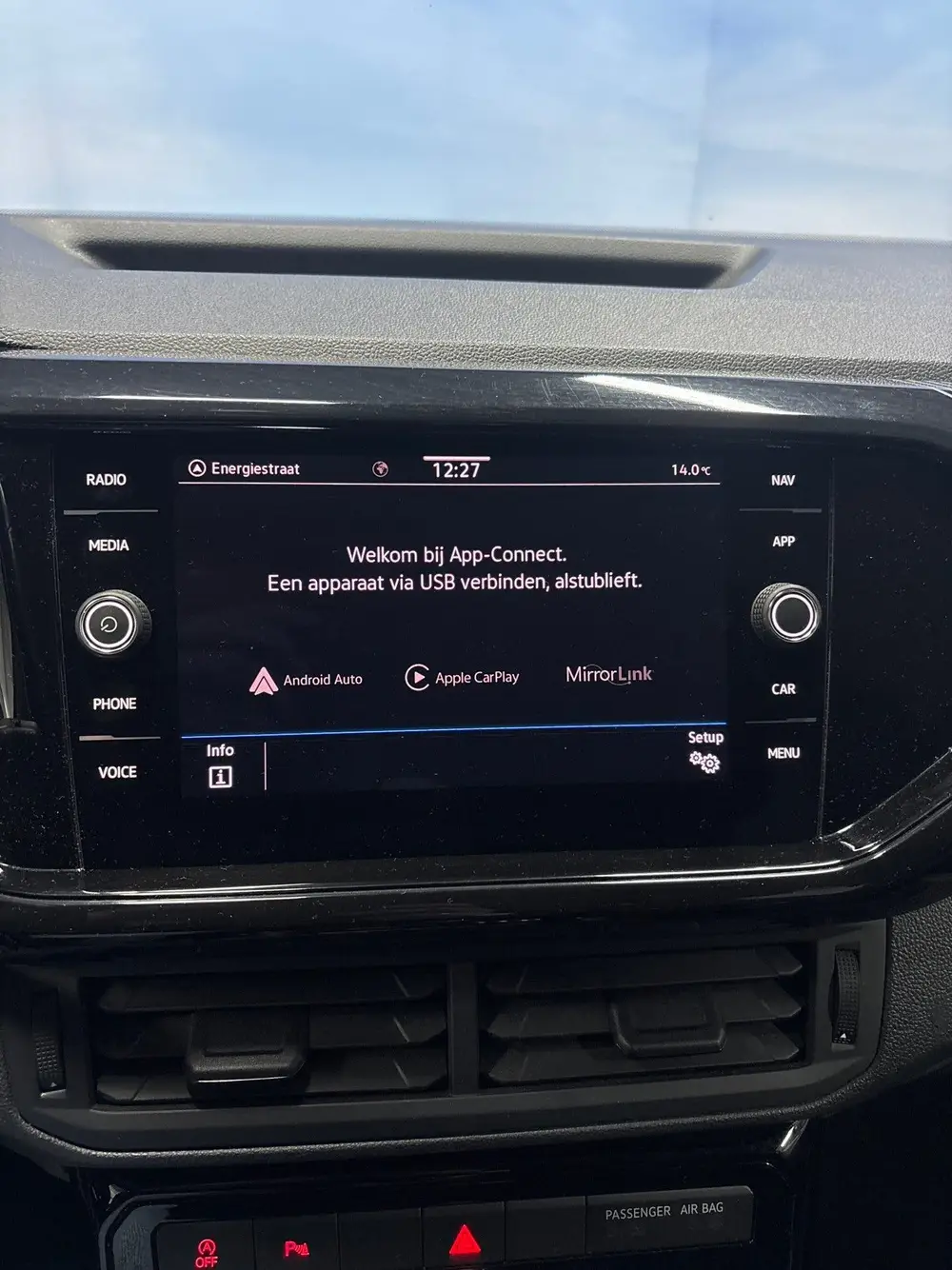 Volkswagen T-Cross 1.0 TSI Life Business, Trekhaak, Carplay uit 2021, foto 2
