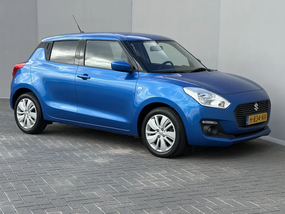 Suzuki Swift 1.2 Select / Stoelverwarming / Airco / Achterui uit 2019, foto 18