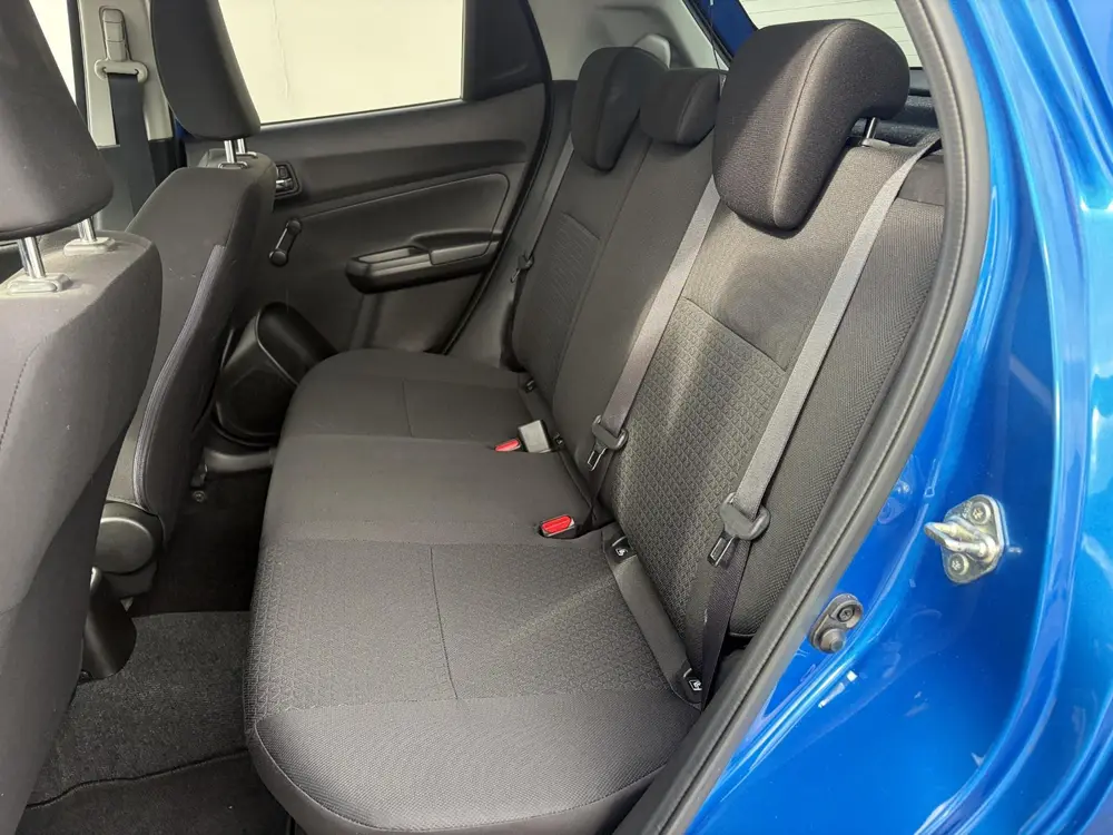 Suzuki Swift 1.2 Select / Stoelverwarming / Airco / Achterui uit 2019, foto 7