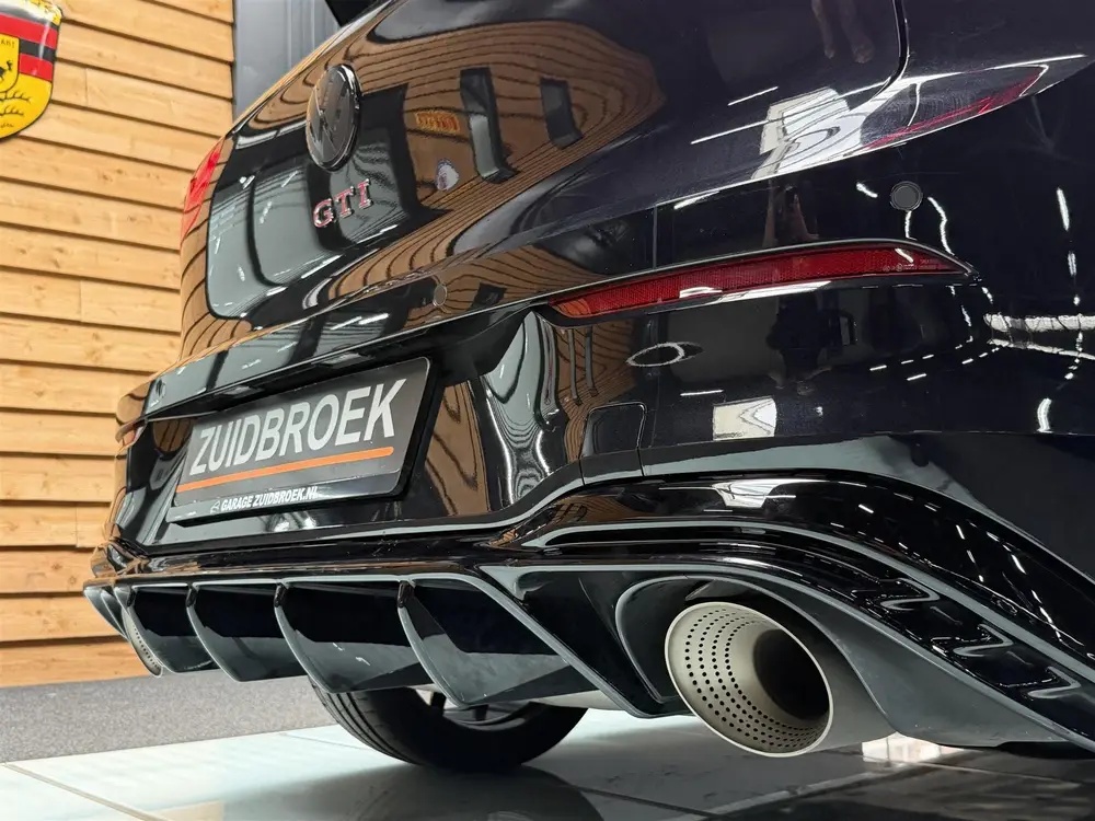 Volkswagen Golf 2.0 TSI GTI 45 | Vol optie | Akra | Pano | H uit 2022, foto 14