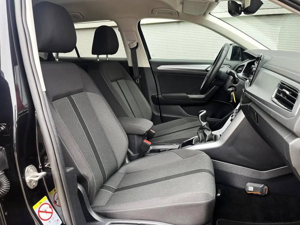 Volkswagen T-Roc 1.0 TSI 110pk Life | Camera | App Connect | uit 2022, foto 15