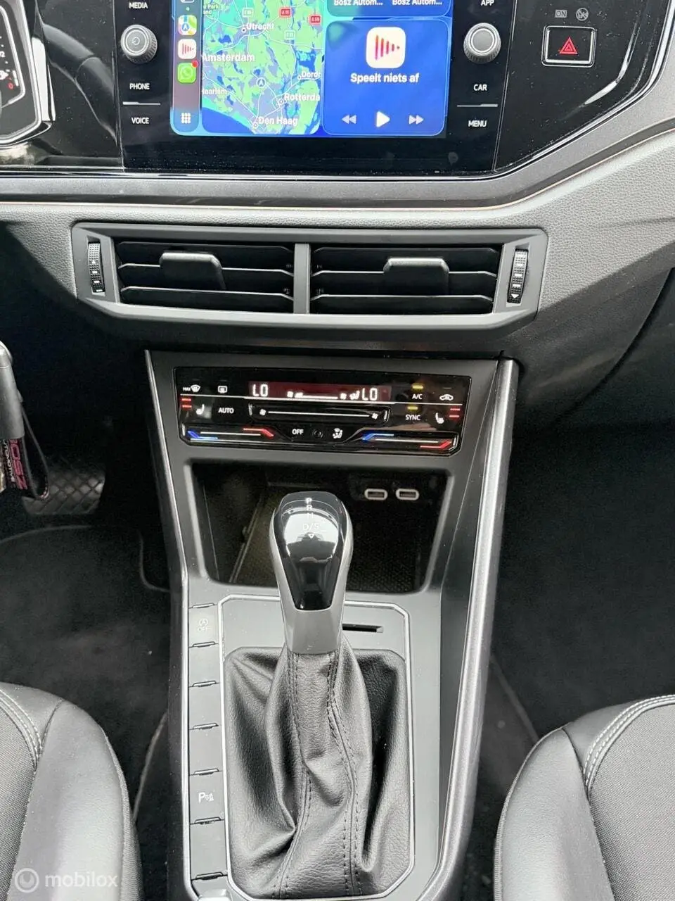 Volkswagen Taigo 1.0 TSI Style DSG IQ ACC AMBIENT BEATS uit 2022, foto 10