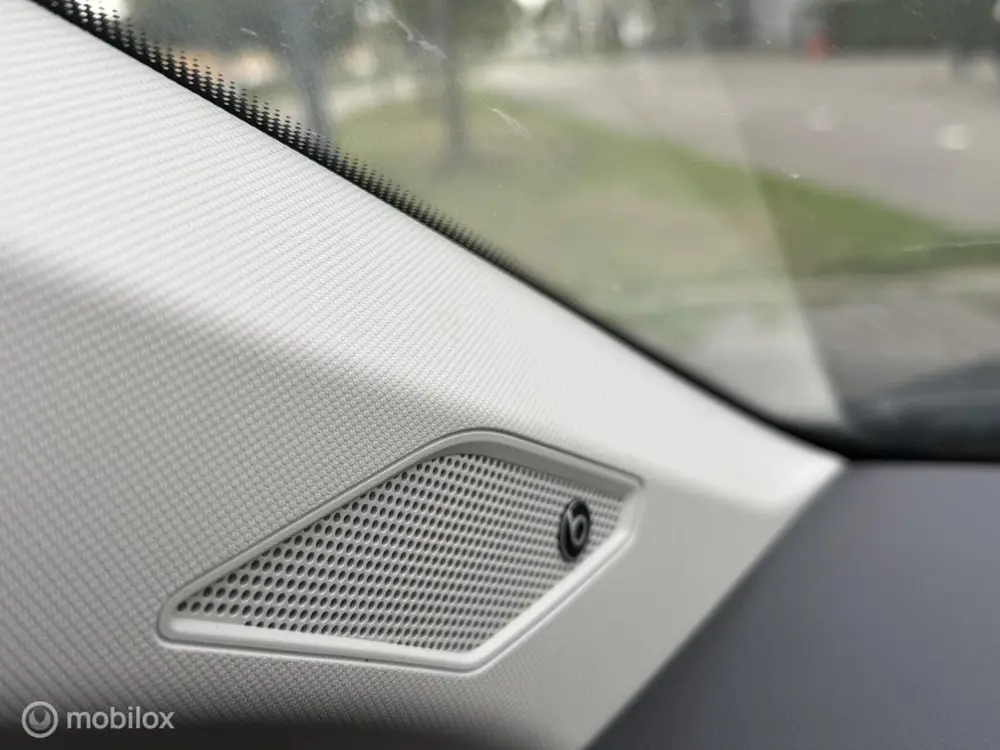 Volkswagen Taigo 1.0 TSI Style DSG IQ ACC AMBIENT BEATS uit 2022, foto 8
