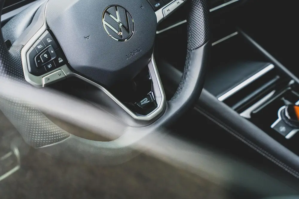 Volkswagen Tiguan 1.5 eHybrid R-Line Edition PANO | 360 CAM uit 2025, foto 12