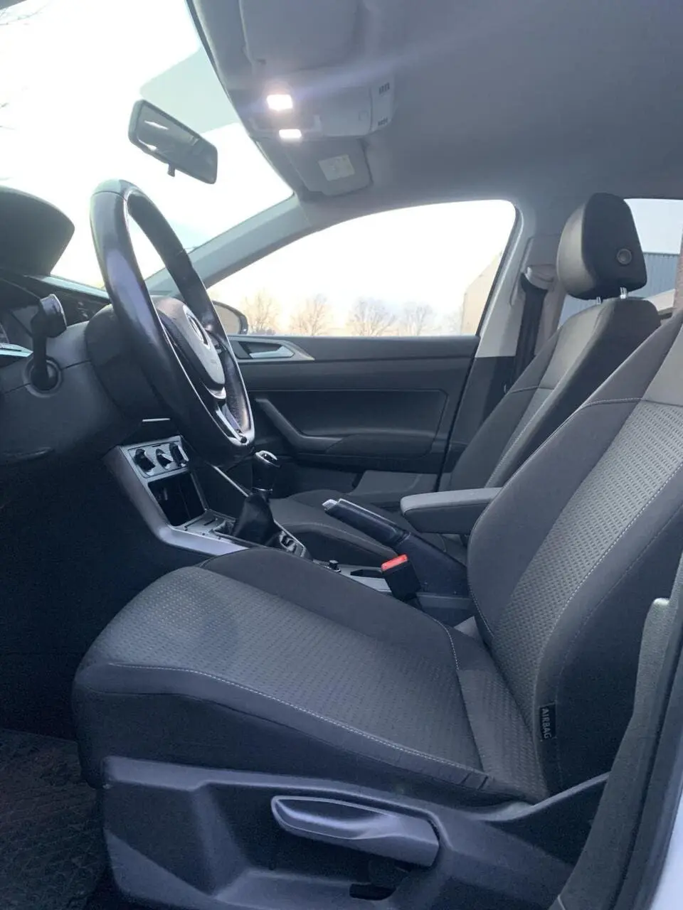 Volkswagen Polo 1.0 TSI Highline R NWE APK/KOPPELING Adpt Cr uit 2020, foto 15