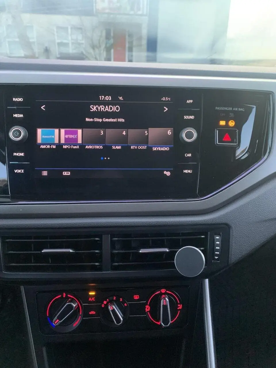 Volkswagen Polo 1.0 TSI Highline R NWE APK/KOPPELING Adpt Cr uit 2020, foto 8