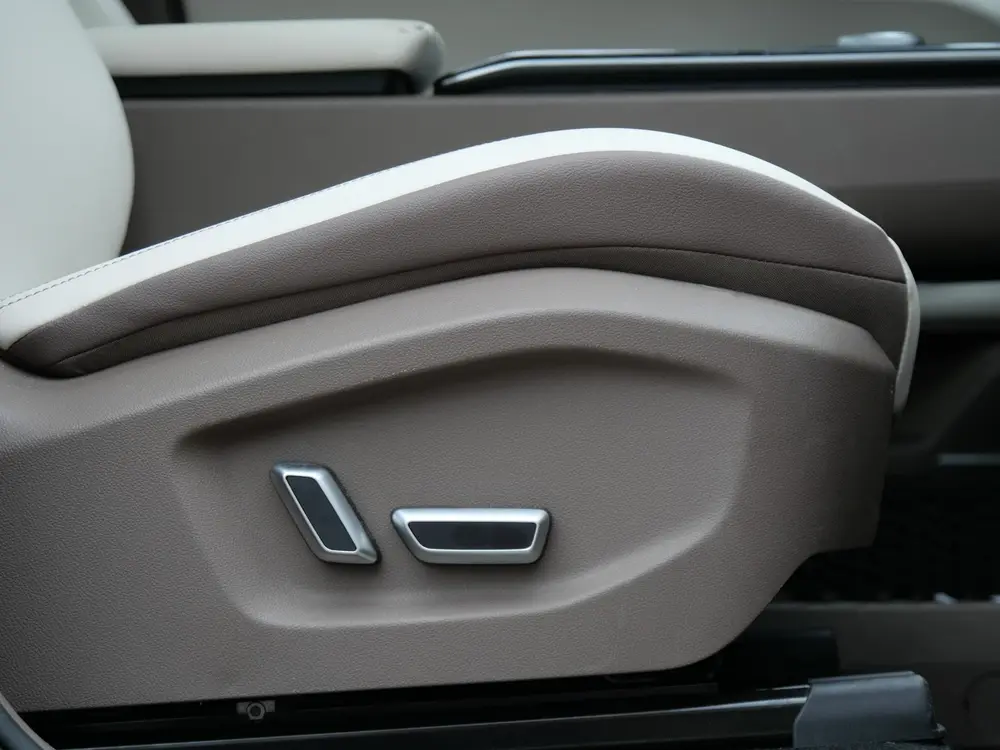 Aiways U5 63kWh PREMIUM/ PANORAMADAK/ LEER/ TREKHAAK/ SOH 10 uit 2023, foto 11