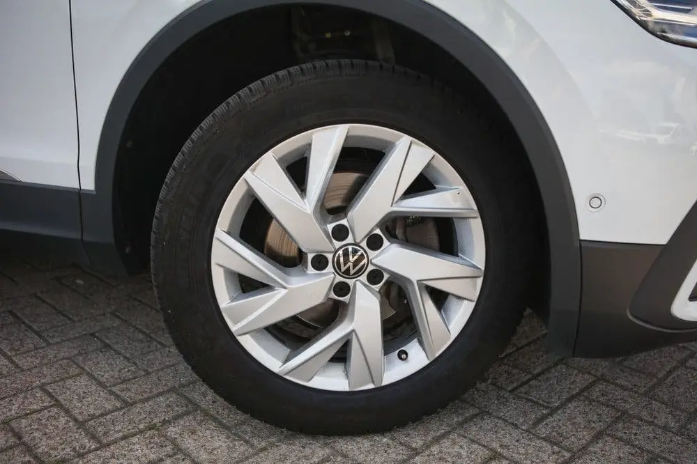 Volkswagen Tiguan Allspace 1.5 TSI Elegance 7p. (bj 2021) uit 2021, foto 19