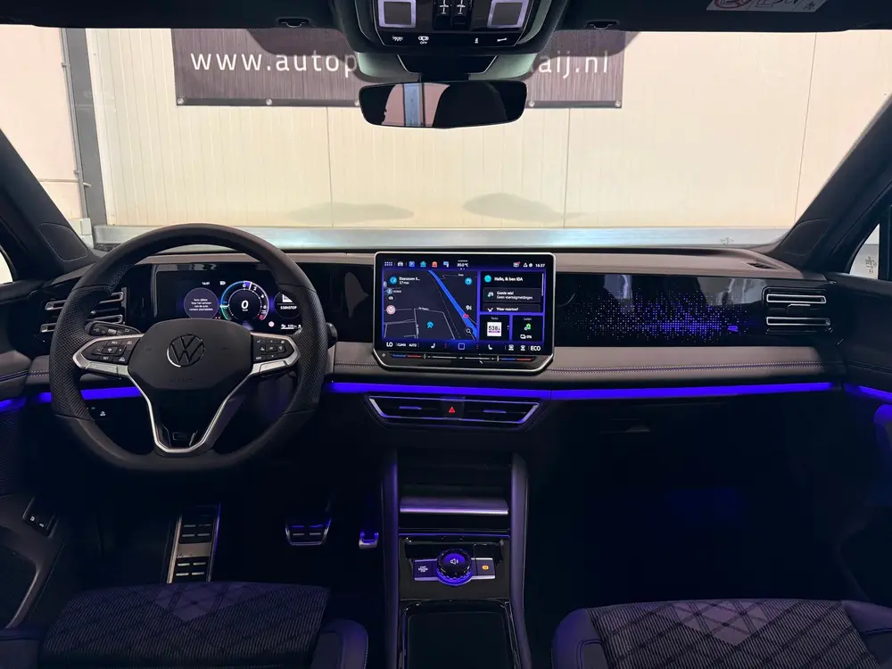 Volkswagen Tiguan 1.5 eHybrid R-Line Edition Pano, ACC, IQ uit 2025, foto 14