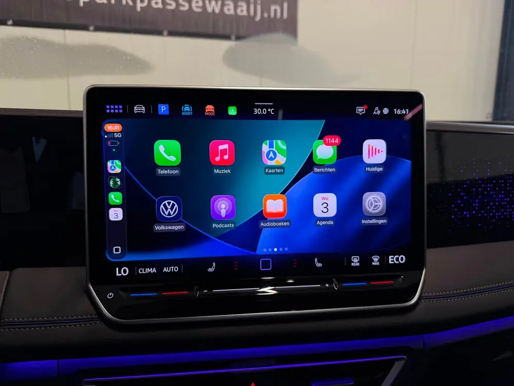 Volkswagen Tiguan 1.5 eHybrid R-Line Edition Pano, ACC, IQ uit 2025, foto 17