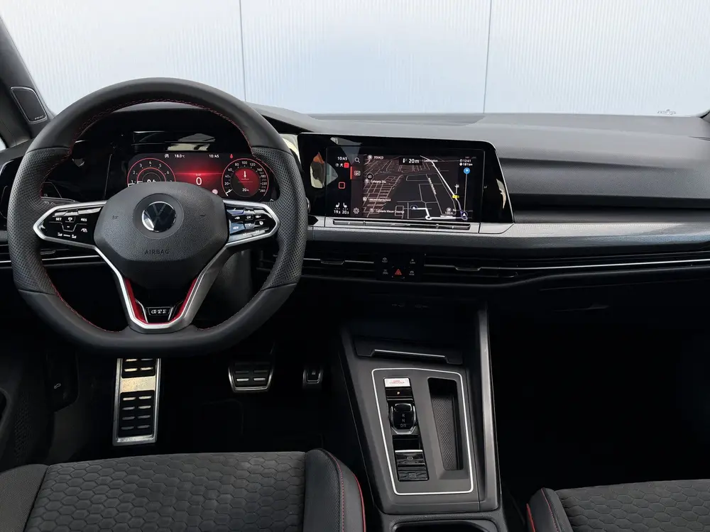 Volkswagen Golf 2.0 TSI GTI Performance 4Motion Schuifdak/De uit 2021, foto 2