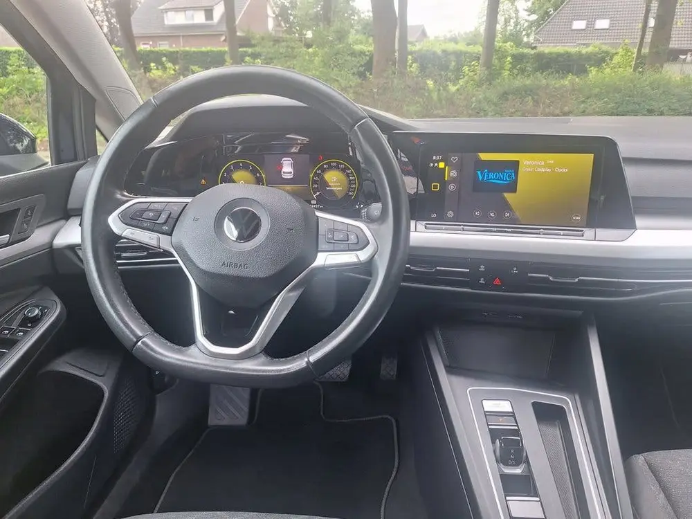 Volkswagen Golf 1.0 eTSI Life AUTOMAAT uit 2022, foto 5