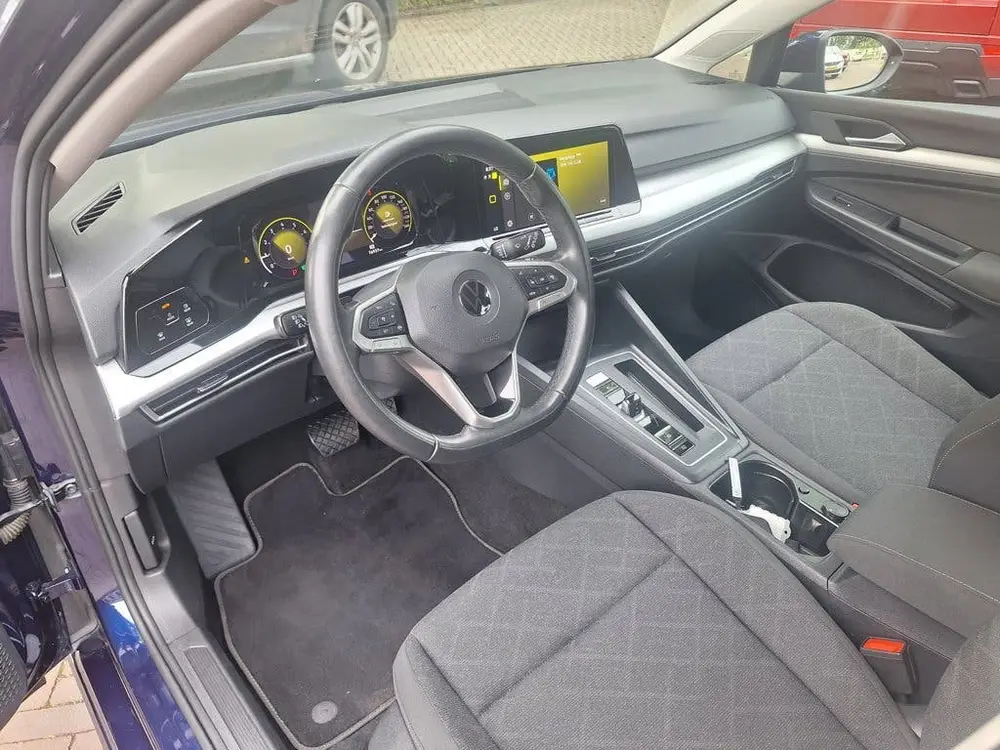 Volkswagen Golf 1.0 eTSI Life AUTOMAAT uit 2022, foto 6