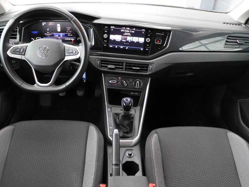 Volkswagen Polo 1.0 TSI 95 pk Life Edition | Navigatie | App uit 2025, foto 15