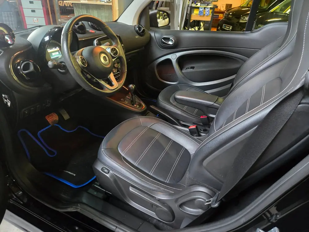 Smart ForTwo cabrio EQ Comfort PLUS - Leder - Winterpakket uit 2021, foto 13